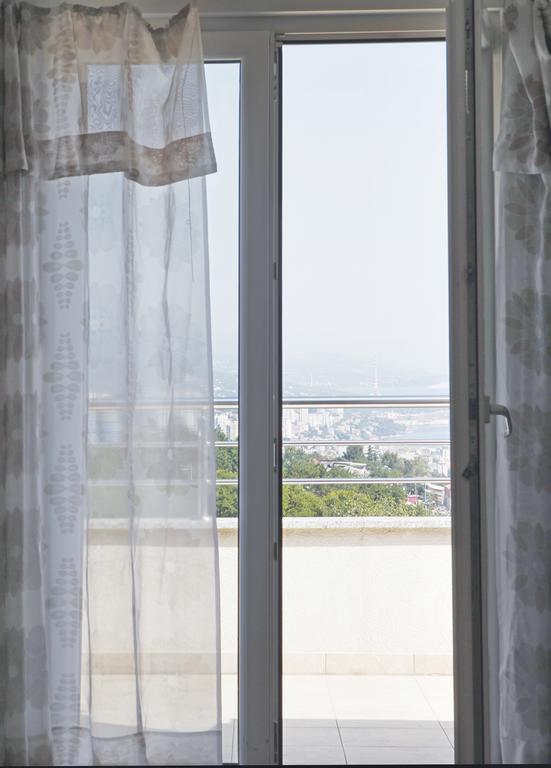 Peachy House Apartamento Rijeka Quarto foto