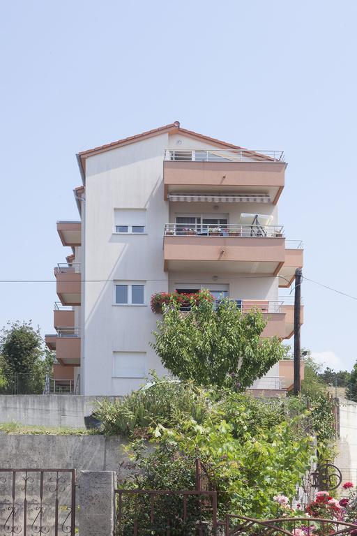 Peachy House Apartamento Rijeka Quarto foto